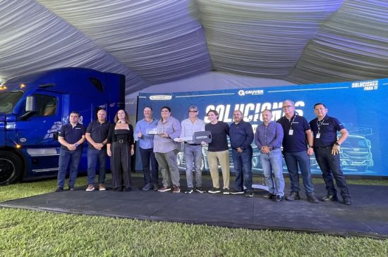 Freightliner cierra en Orizaba su gira nacional “Soluciones para Ti”